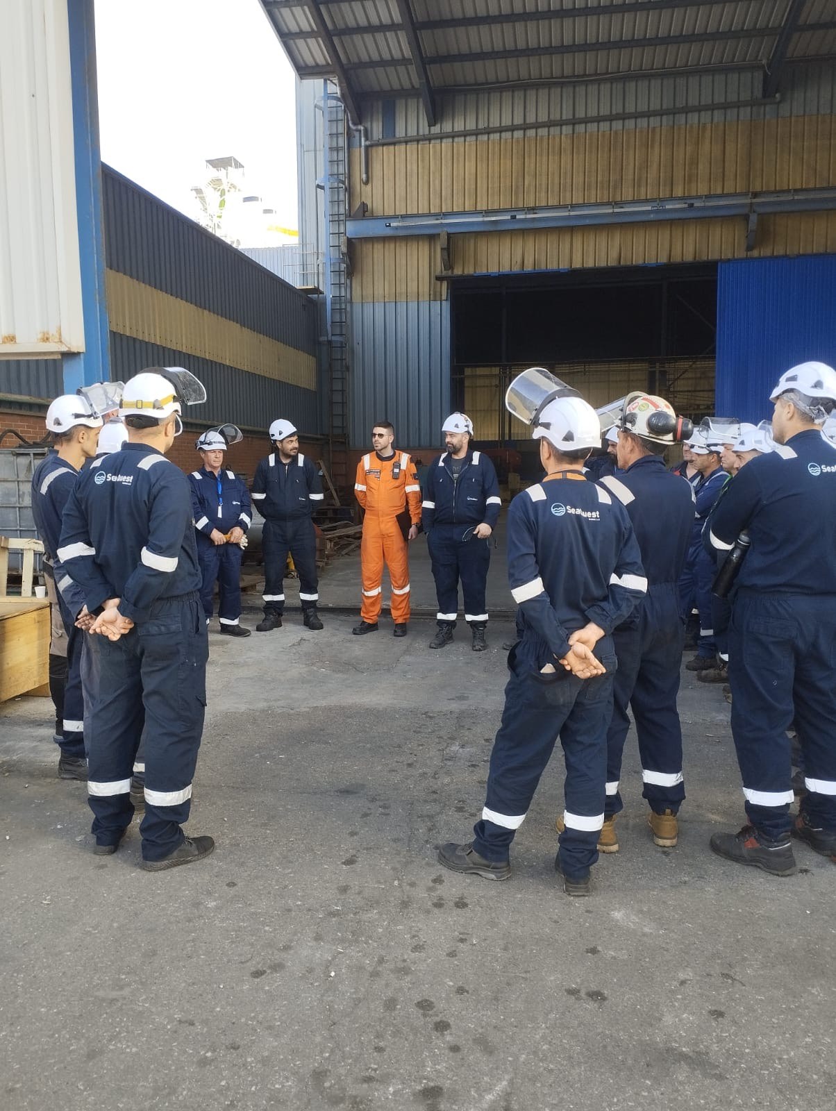 SeaQuest riding team on-site safety briefing